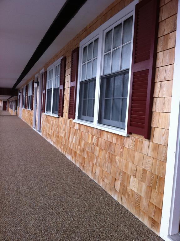 Holiday Hill Inn & Suites Dennisport Exteriör bild