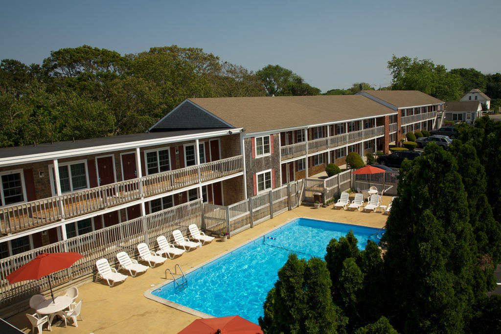 Holiday Hill Inn & Suites Dennisport Exteriör bild